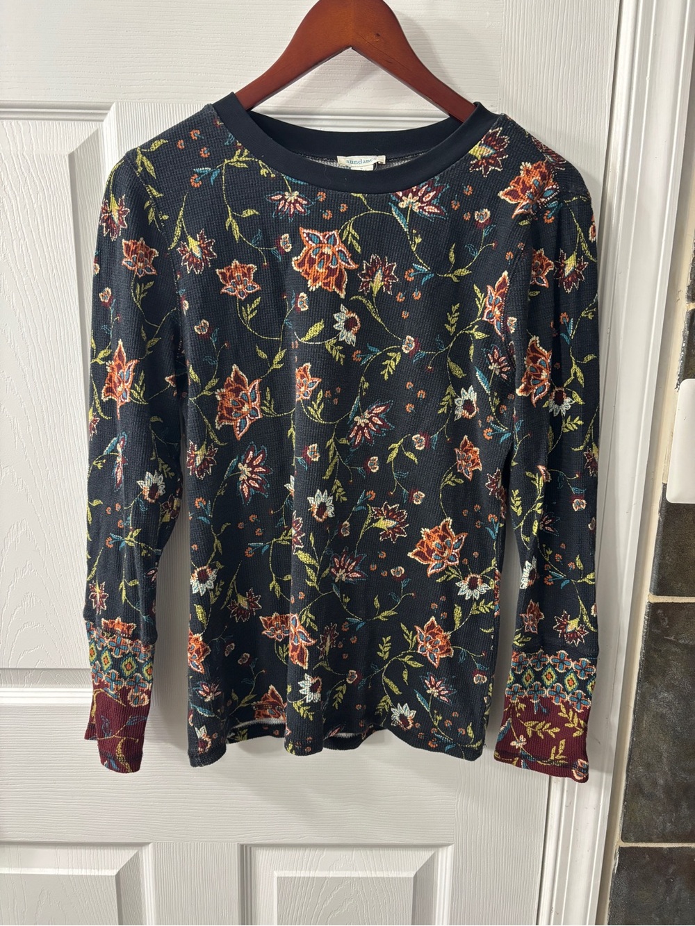 Sundance Long Sleeve Floral Knit Top - Black with Rust Floral